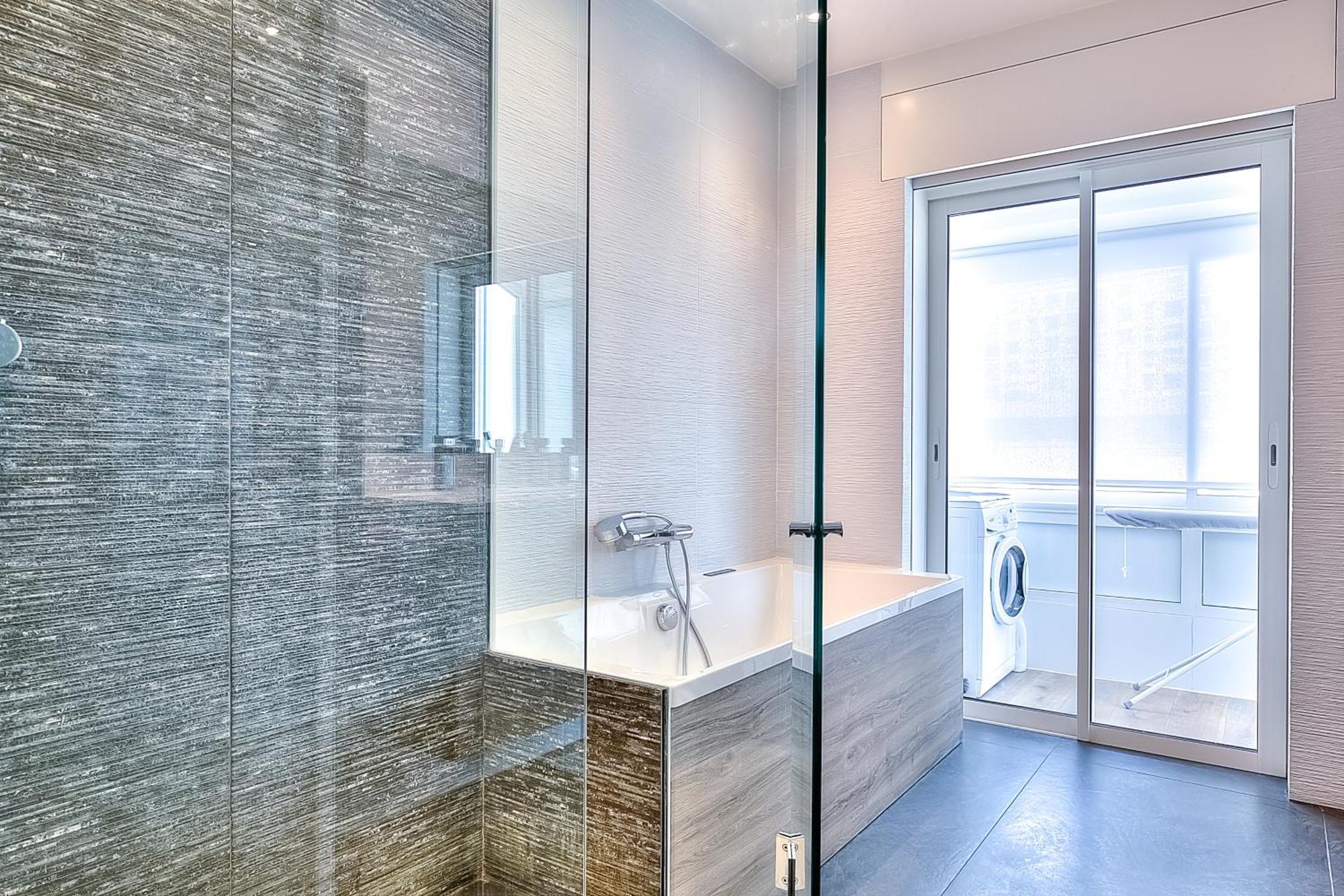 Le Florentina, Dernier Etage Avec Terrasse, Vue Sur La Baie Des Anges Apartment Ница Екстериор снимка